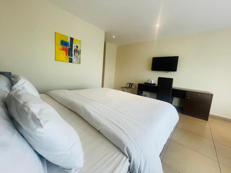 New Brookfields Hotel - image 10