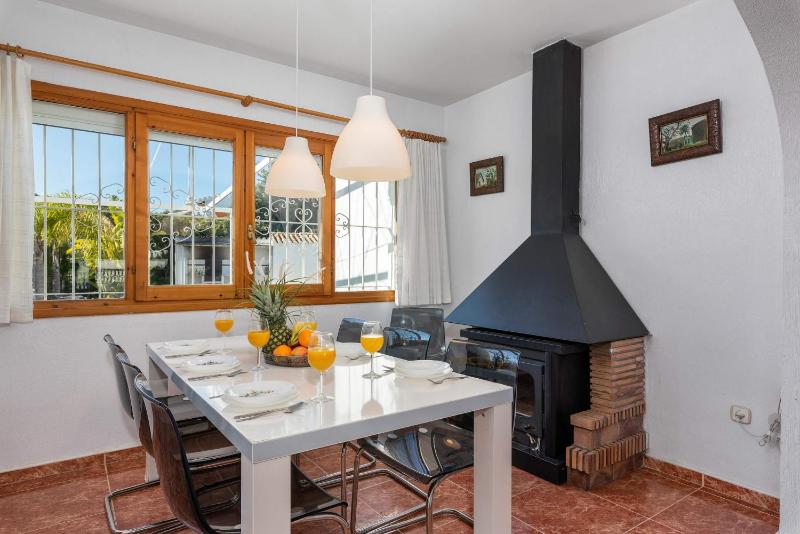 Villa Padilla - PlusHolidays - image 5