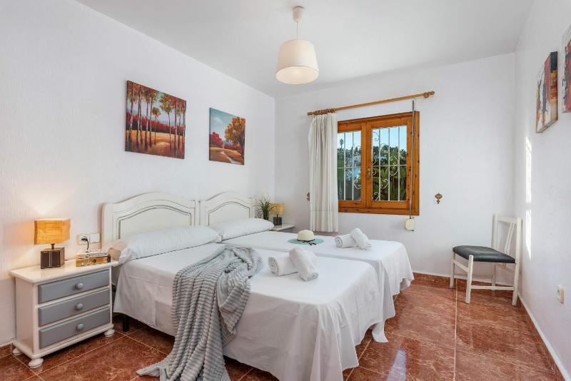 Villa Padilla - PlusHolidays - image 37
