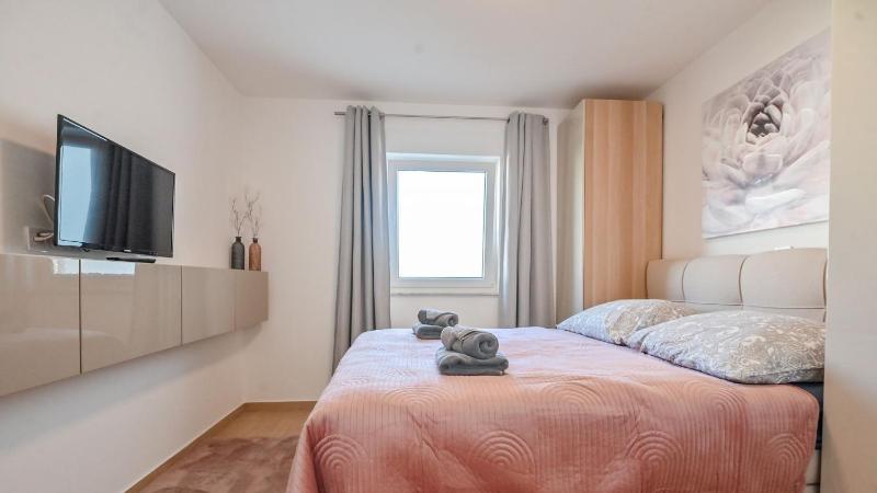 Modern Adora Apartment - image 19
