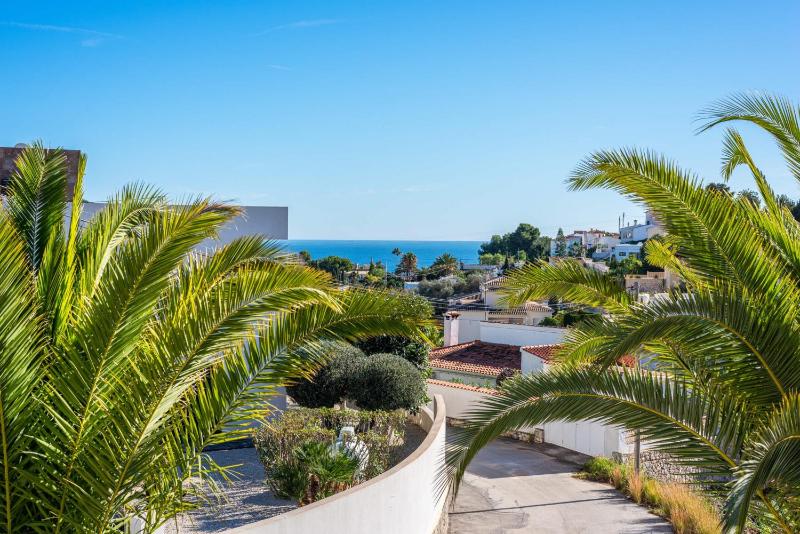 Villa Padilla - PlusHolidays - image 2