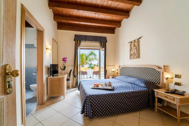 Double or Twin Room with Terrace image 4