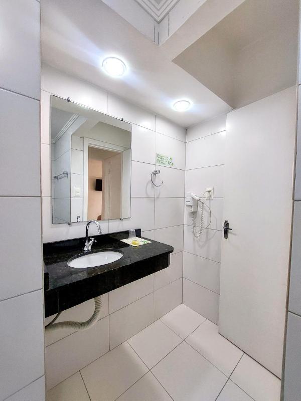 Hotel Vela Azul - image 25