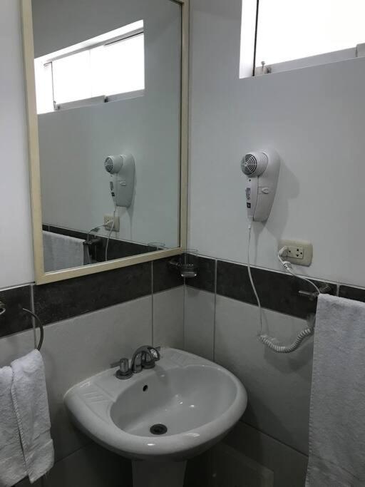 Confortable and functional apartment in MIRAFLORES ! - image 8