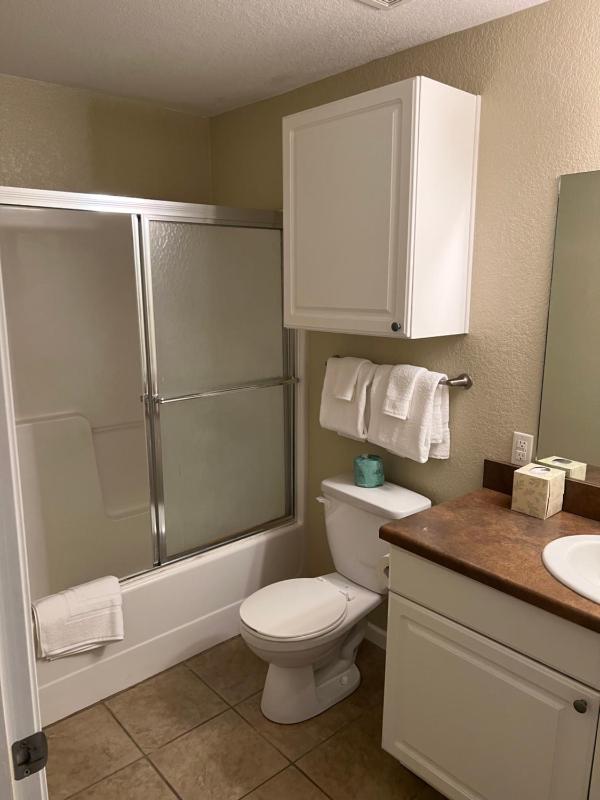 Three-Bedroom Apartment image 4