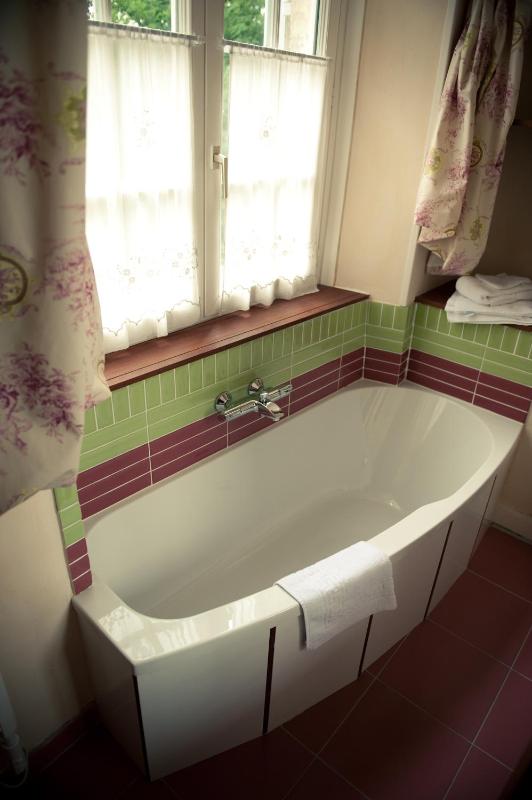 Double Room with Private Bathroom image 3