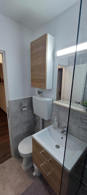 Twin Apartments - image 10