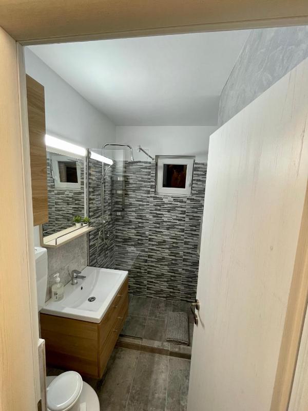 Twin Apartments - image 14