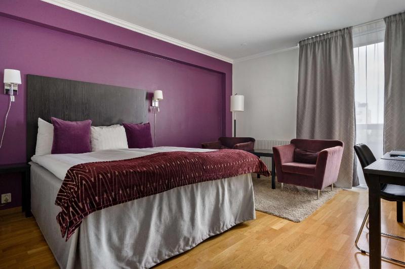 Deluxe Single Room image 1