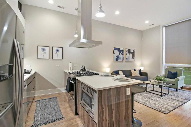 Well-Equipped 2BR Apt with Laundry - Crosby 205 - image 8