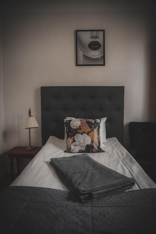 Standard Single Room image 1