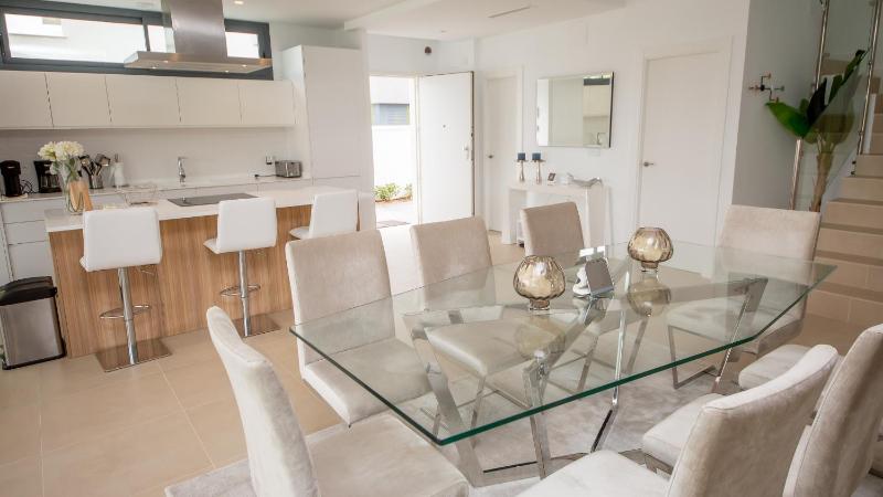 Villa Paraiso 15 - image 2