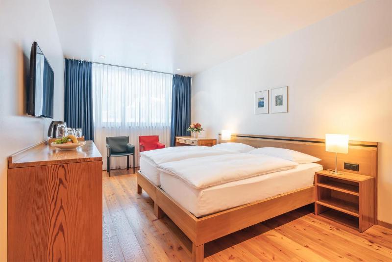 Standard Double Room image 1