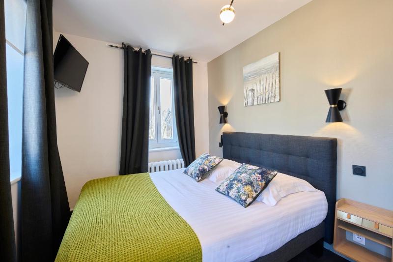 Comfort Room on the Historic District or Bay Side image 2