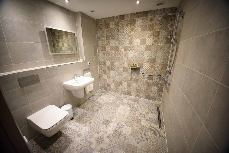 Deluxe Double Room image 4