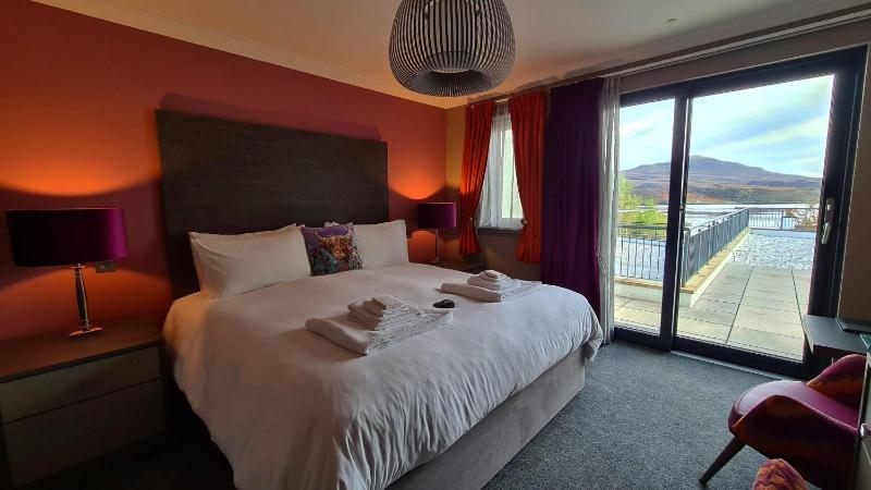 Deluxe Double Room image 2