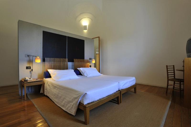 Special Offer - Double or Twin Room with New Year's Package  image 3