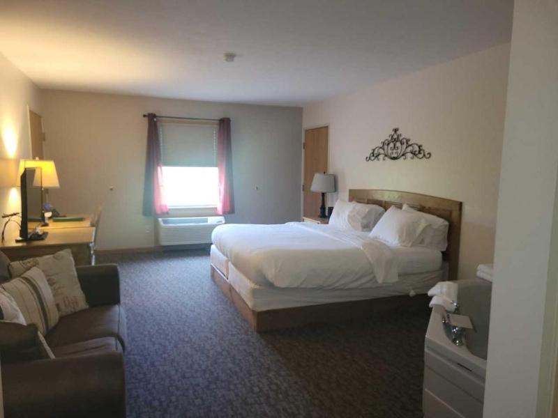 King Room with Spa Bath - Non-Smoking image 4
