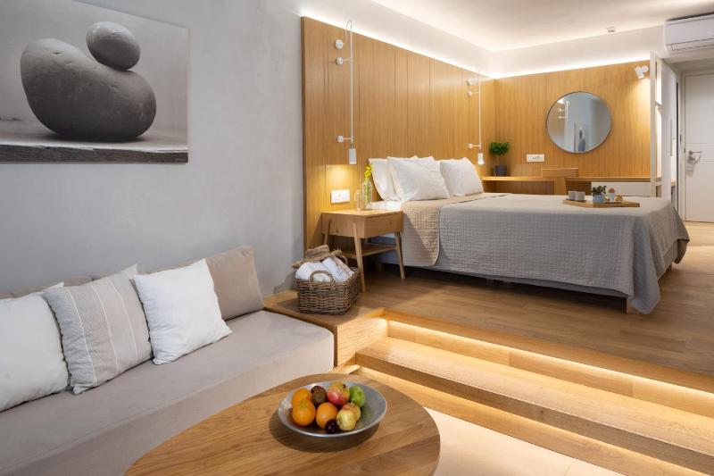 Economy Junior Suite image 1
