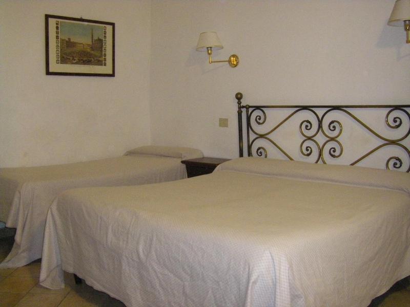 Triple Room image 3