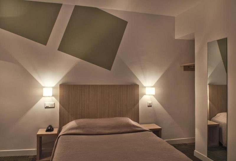 Triple Room image 2