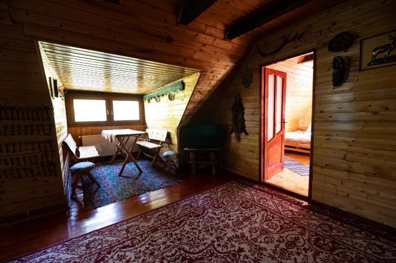 Quadruple Room image 3