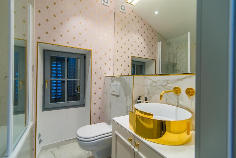 Superior Double Room image 2