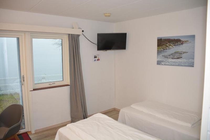 Double or Twin Room with Sea View image 4