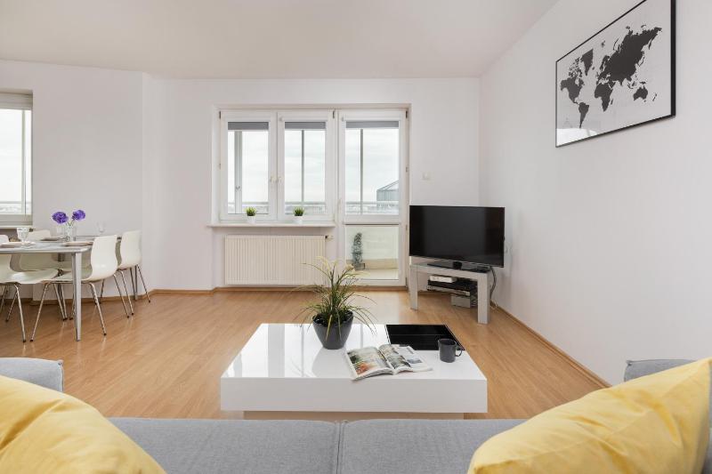 Warsaw Ursynów Modern Apartment by Noclegi Renters - image 12
