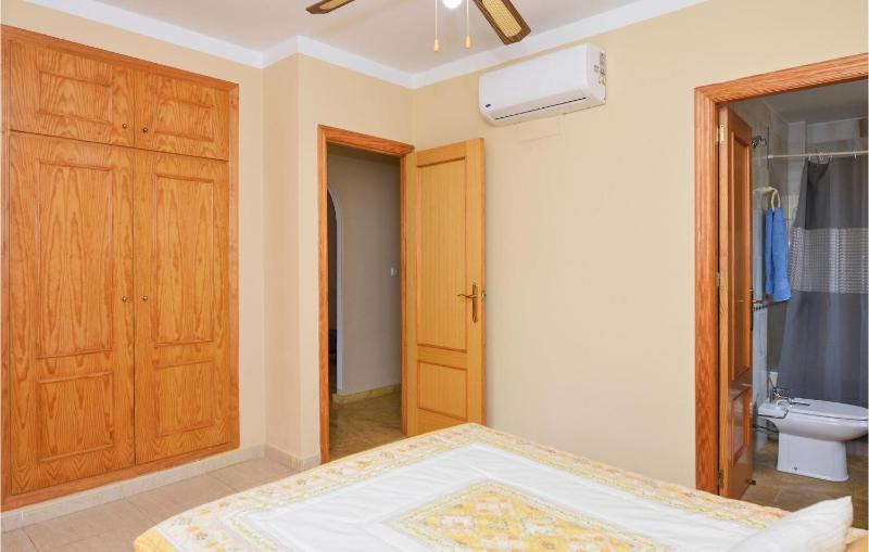 2 Bedroom Nice Apartment In Vera - image 8