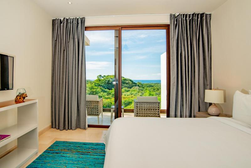 Private Pool Townhouse with Partial Ocean View - Aromo - Reserva Conchal - image 4