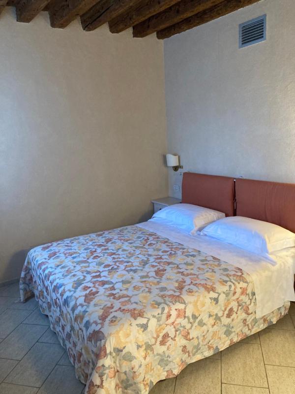 Junior Suite with Garden View image 4