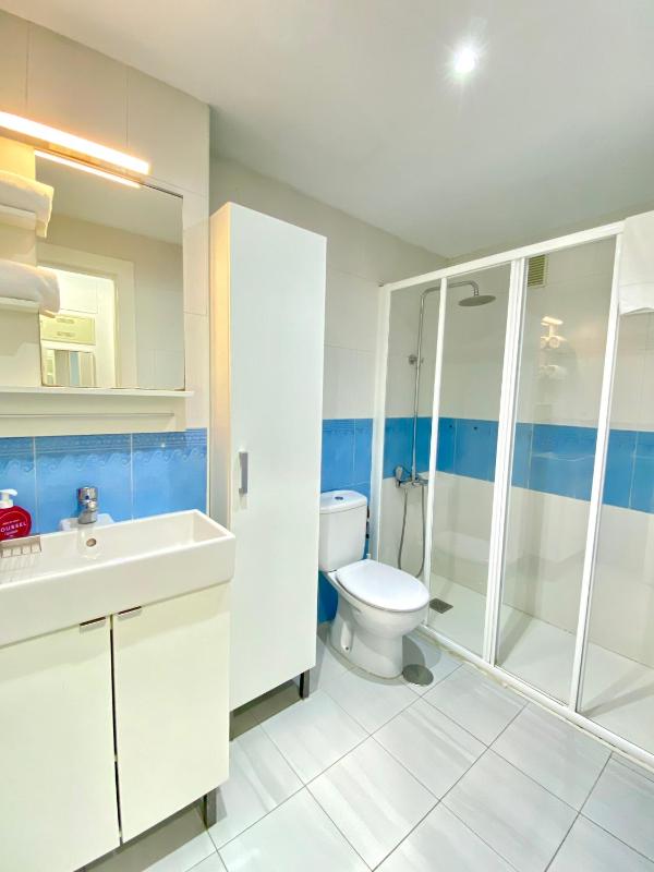 One-Bedroom Apartment - Ground Floor image 3