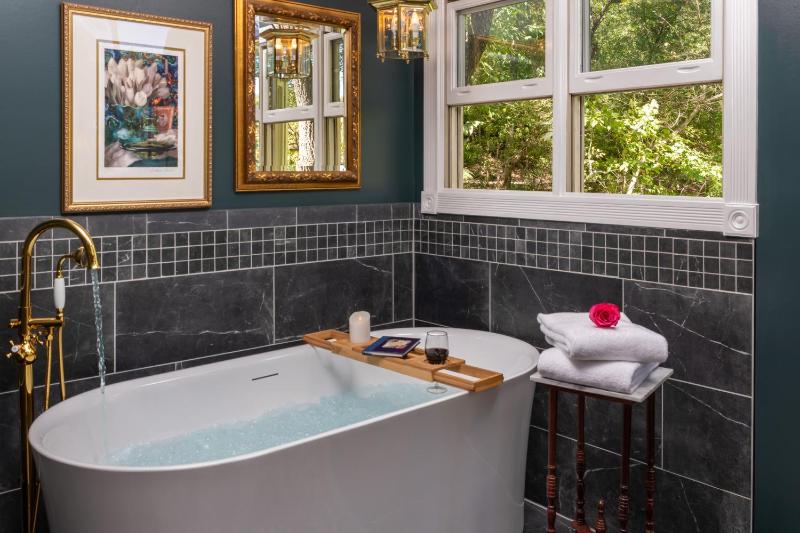 Tree-Top Suite  image 3