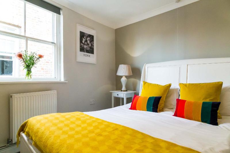 One-Bedroom Apartment (4 Adults) - Monks Loft image 1