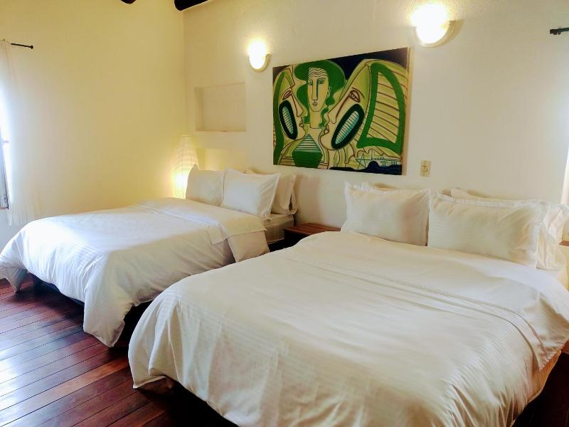 Apartamento Encantador cercano a la Plaza Principal - image 1