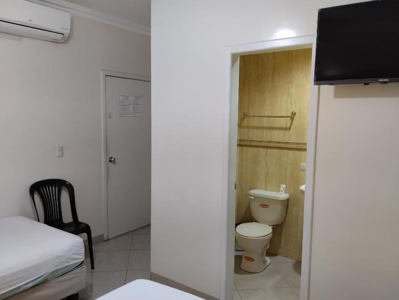 Hotel Jeshua Simmonds - image 7