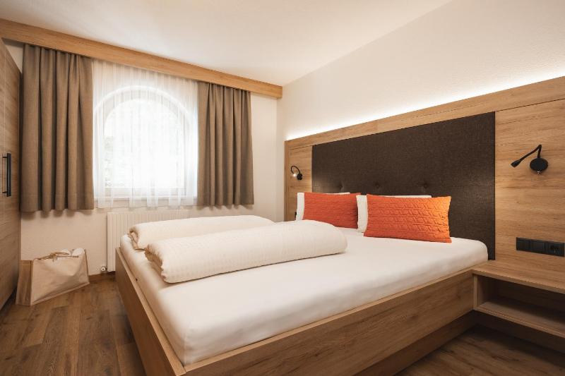 Three-Bedroom Apartment image 4