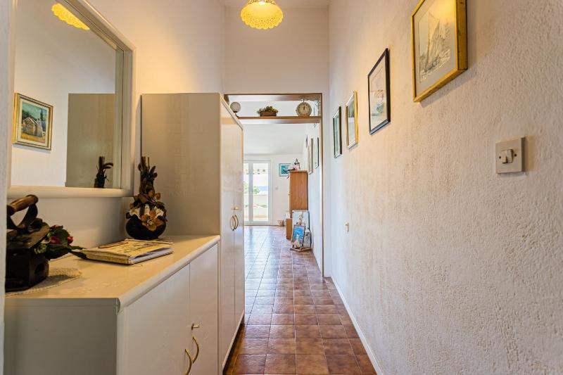 One-Bedroom Apartment with Terrace and Sea View image 2