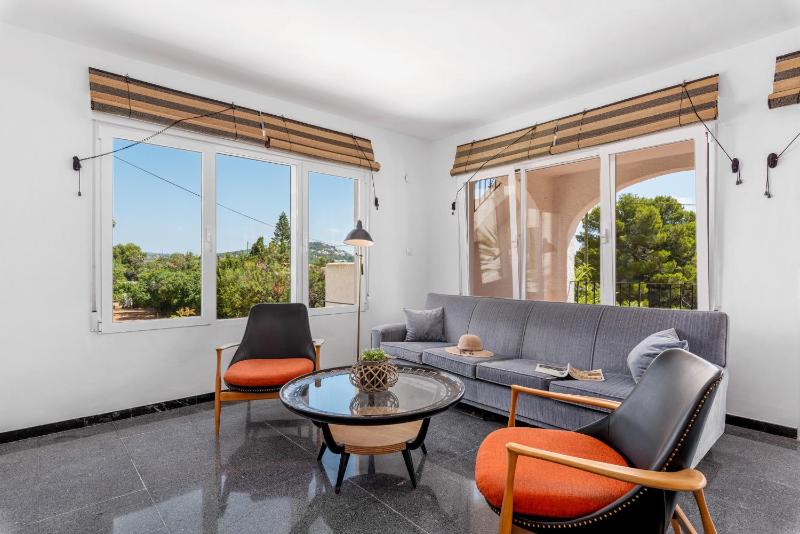 Villa Estacion - PlusHolidays - image 36