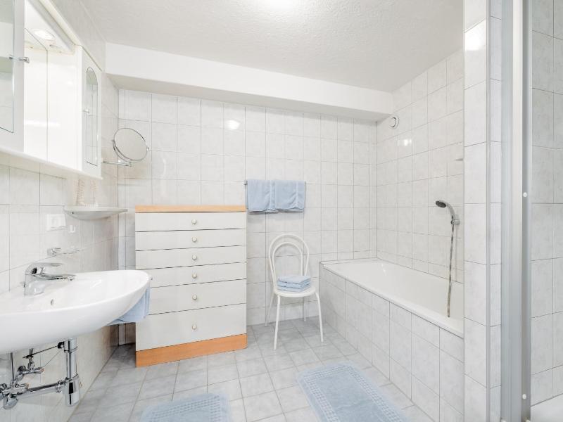 Apartment with Garden View image 4