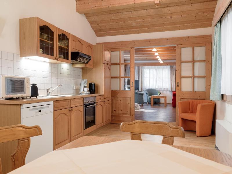 Apartment with Terrace image 3