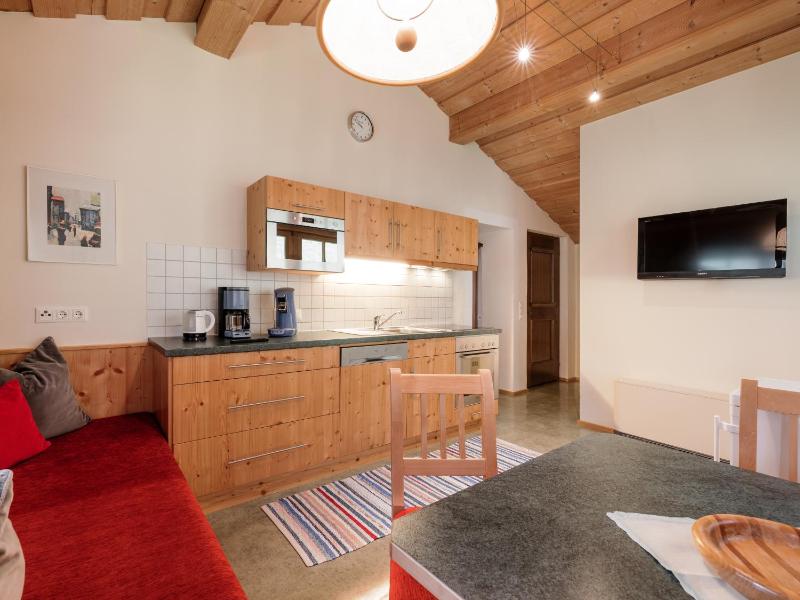 Apartment with Mountain View image 4