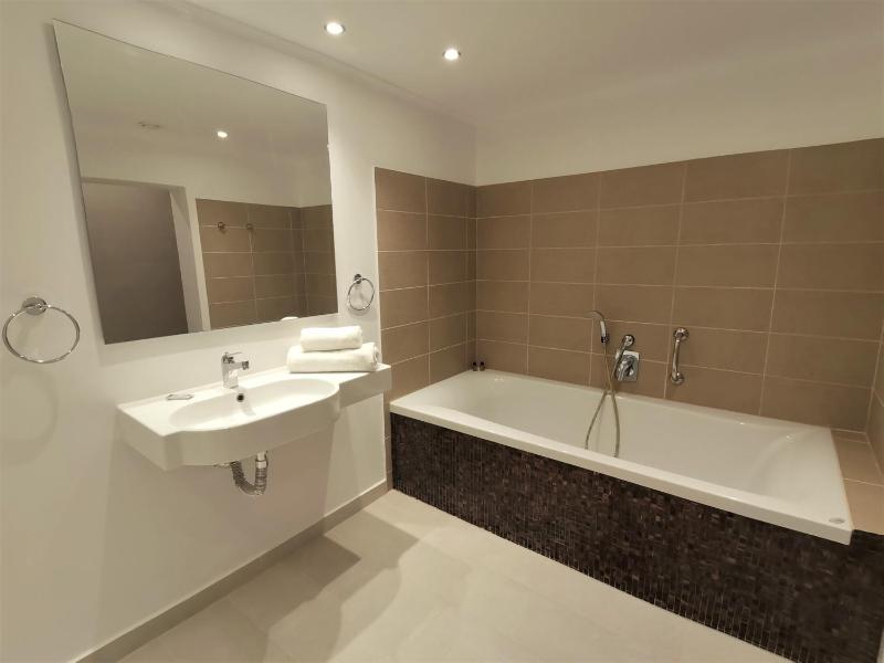 Deluxe Apartment image 3