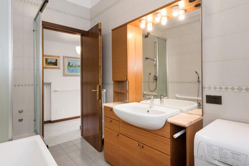 Flats4rent Regaste - image 9