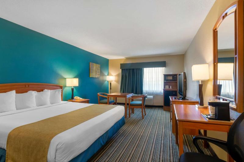 King Room image 2