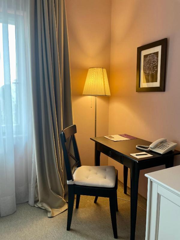 Hotel Vanilla - image 16