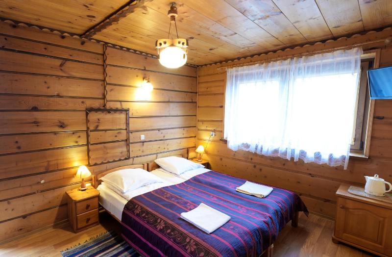 Double Room with Private Bathroom image 1