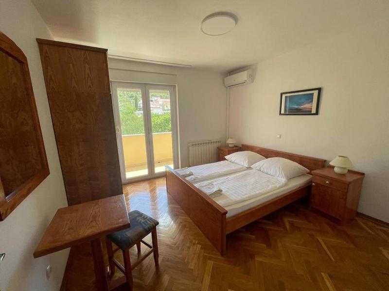 Two-Bedroom Apartment with Terrace and Sea View image 3