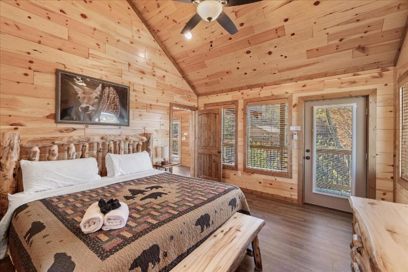 Smokey Treats cabin - image 19